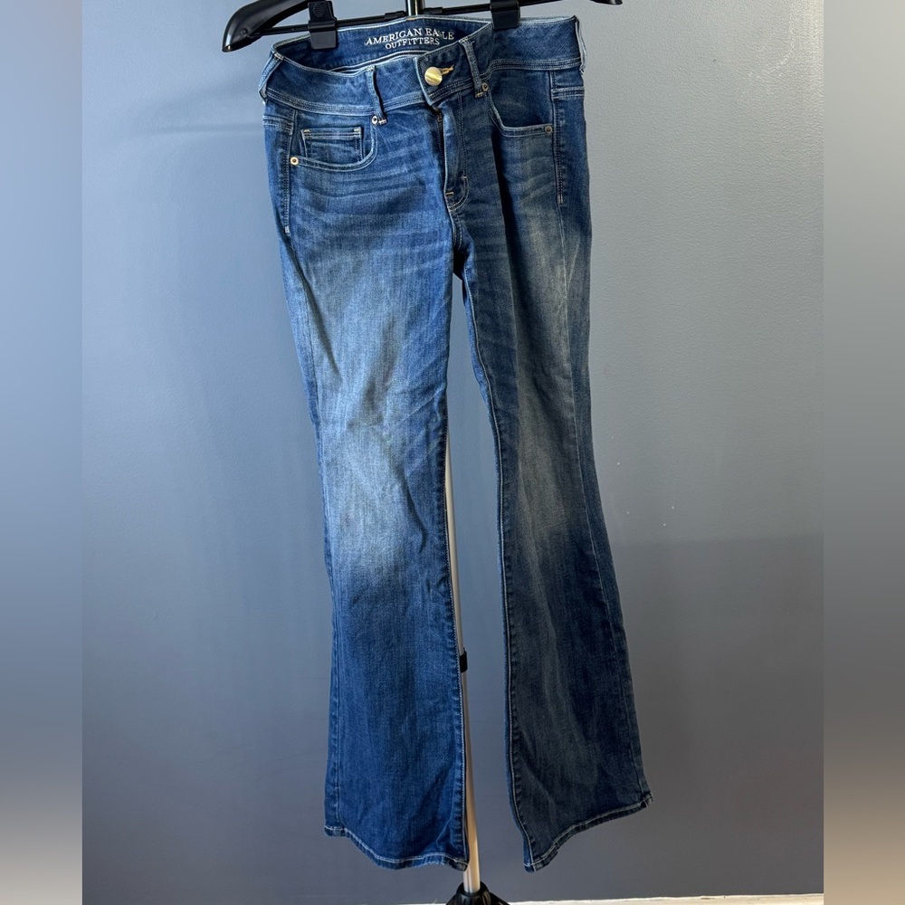 American Eagle Outfitters Women's Dark Blue Flare Jeans